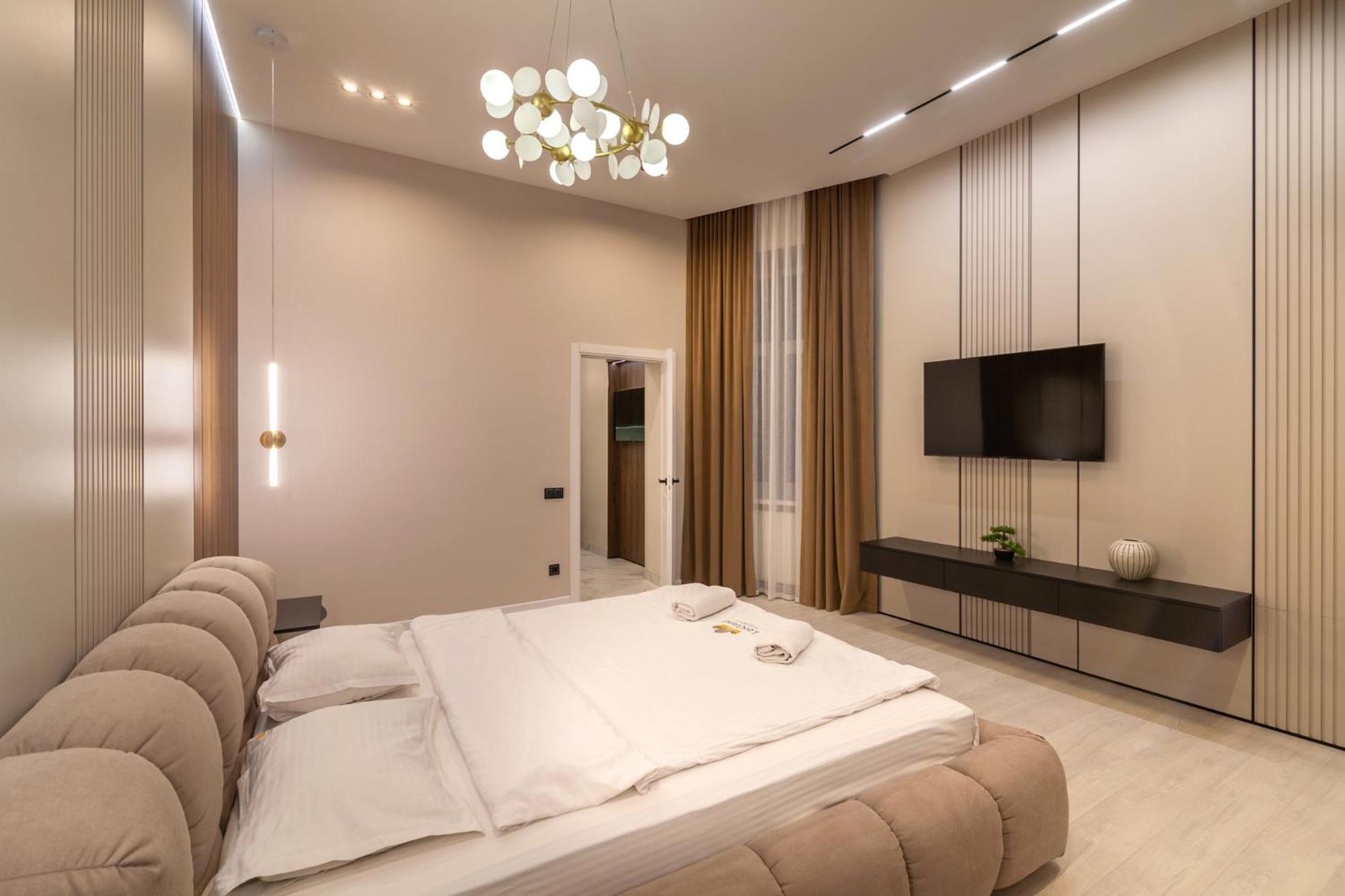 Апартаменты Leogrand Jacuzzi On Malaniuka 2 Львов Экстерьер фото